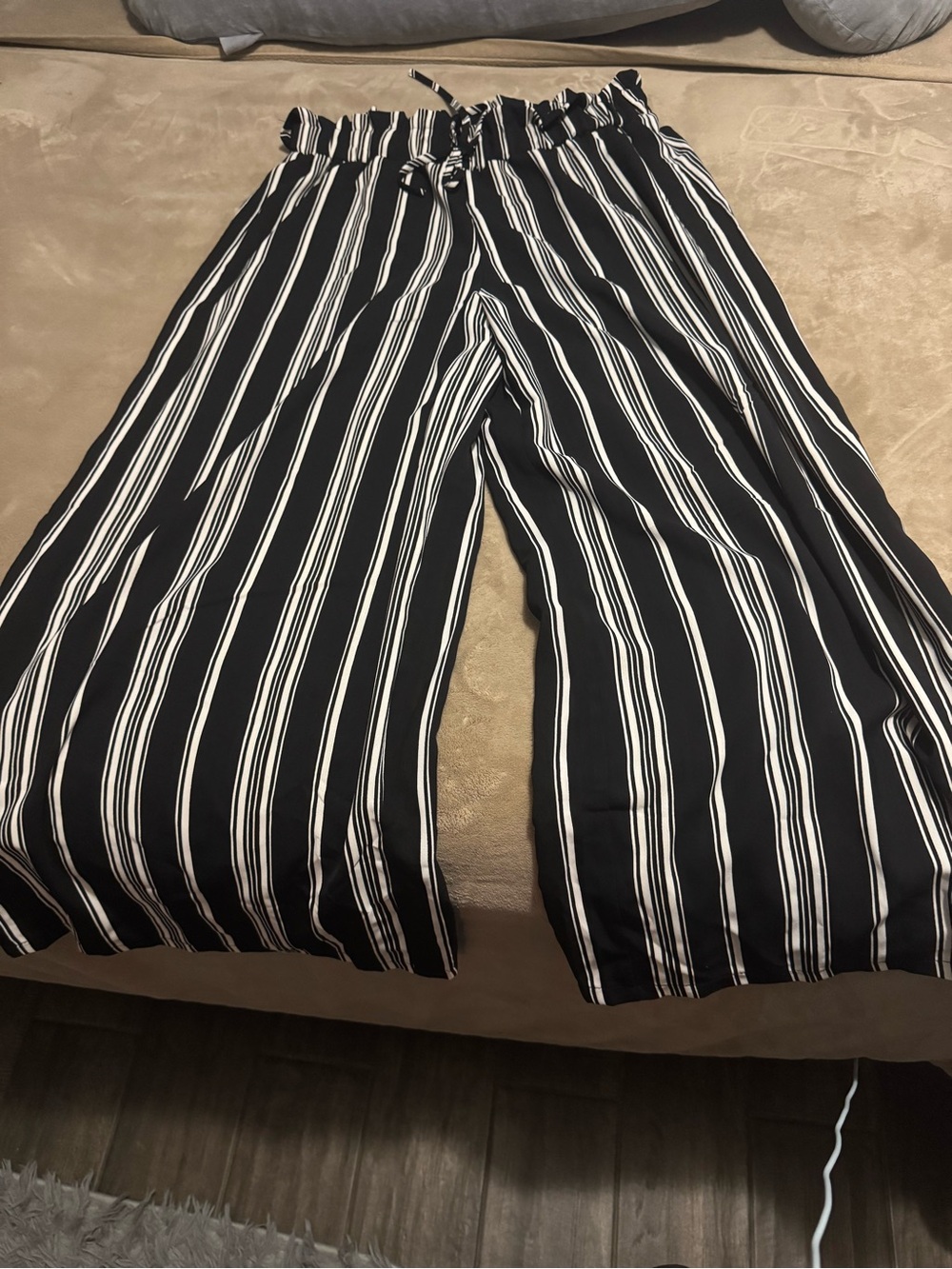 SHEIN Black and White Vertical-Stripe Wide Leg Paperbag Pants